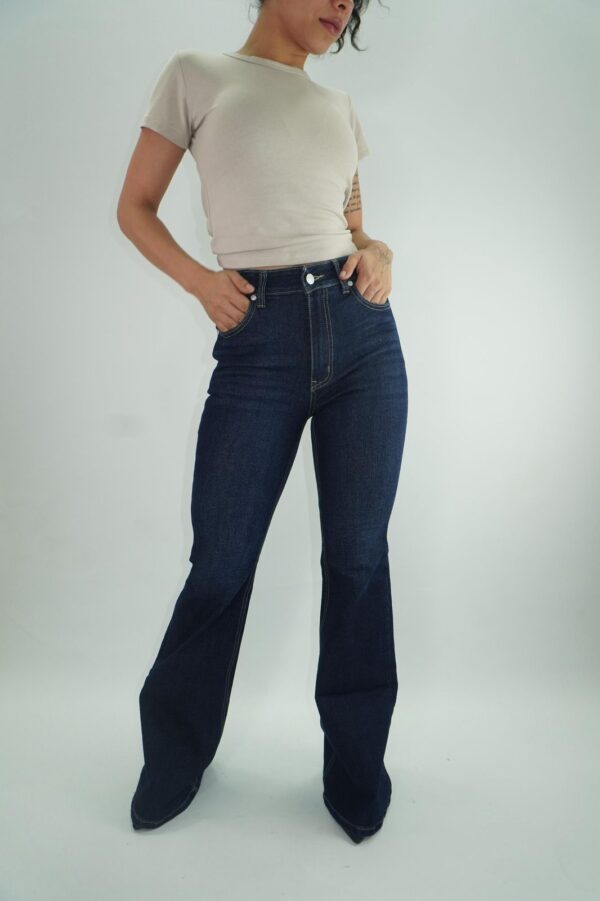 Flare Jean Oscuro