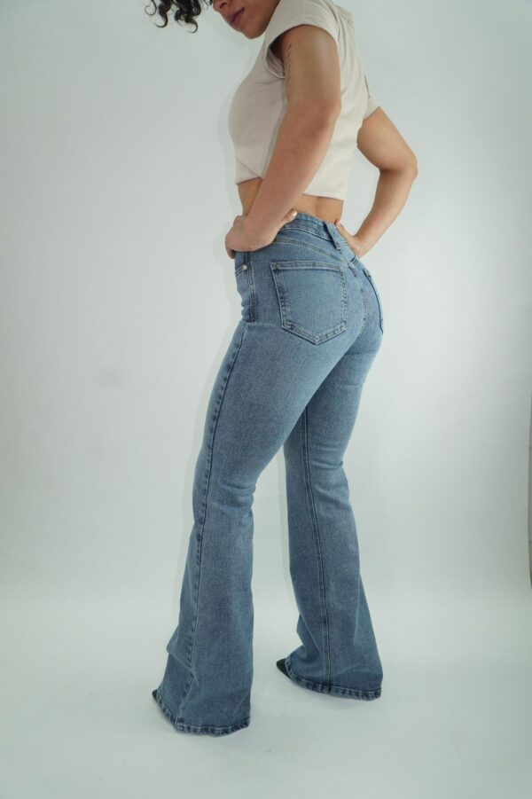 Flare Jean Claro - Imagen 2