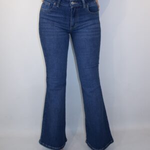 Flare Jean Tiro Medio