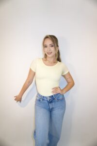 Body Manga Corta Amarillo