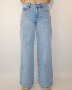 Wide Leg Tiro Medio - Tono Azul Claro